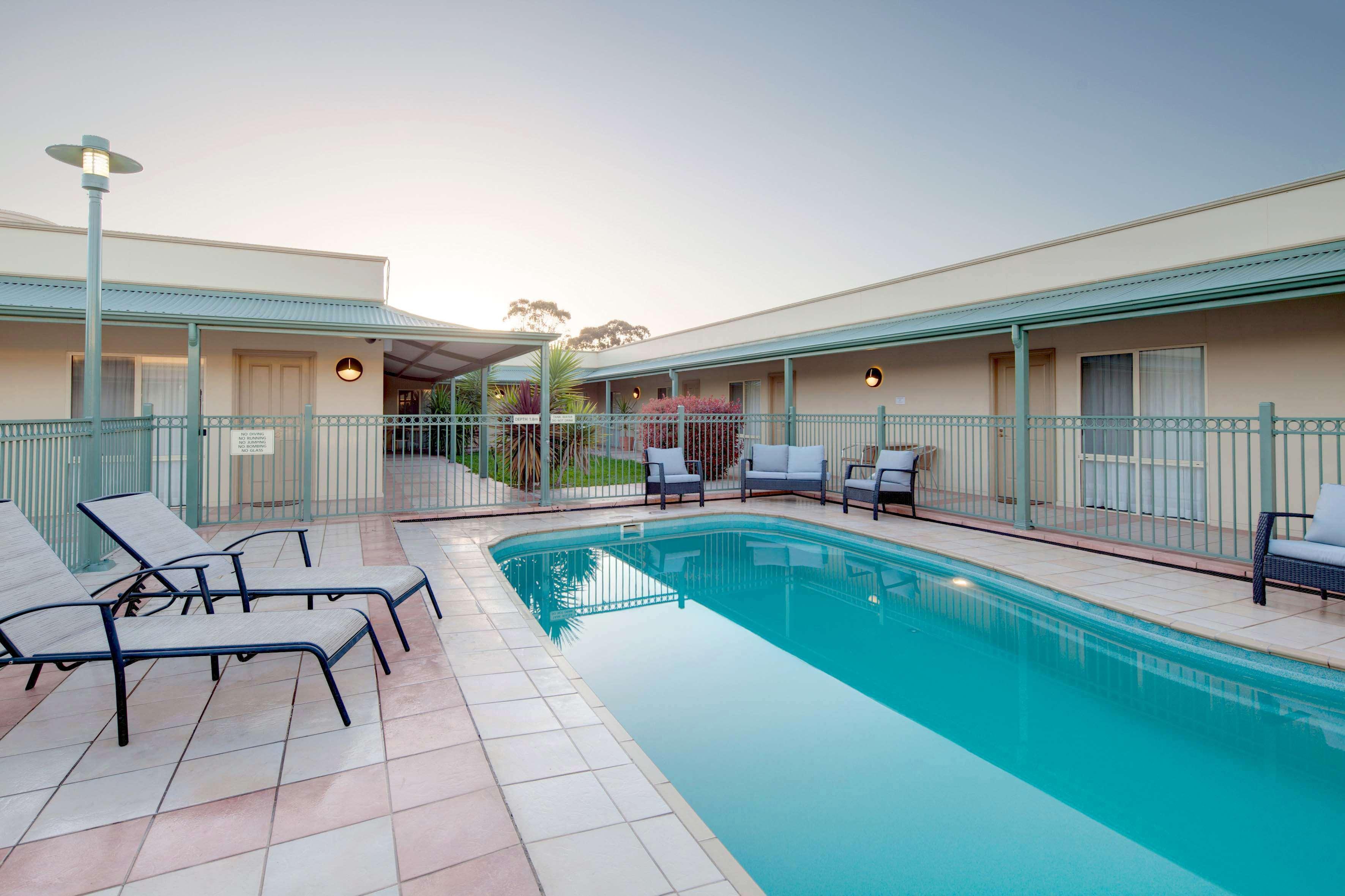Best Western Crystal Inn Bendigo Exterior foto